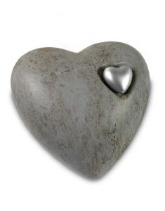 Keramikurne grau mit silbernem Herz